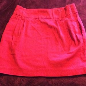 Red skirt with pockets