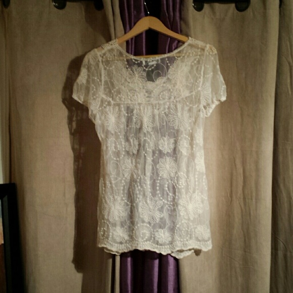 Cream lace blouse!!!! - Picture 2 of 4