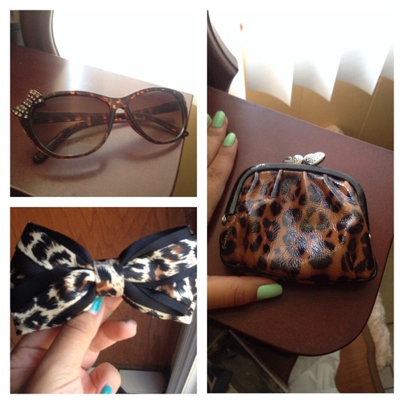 Cheetah print sunglasses, coin purse, bow 🎀