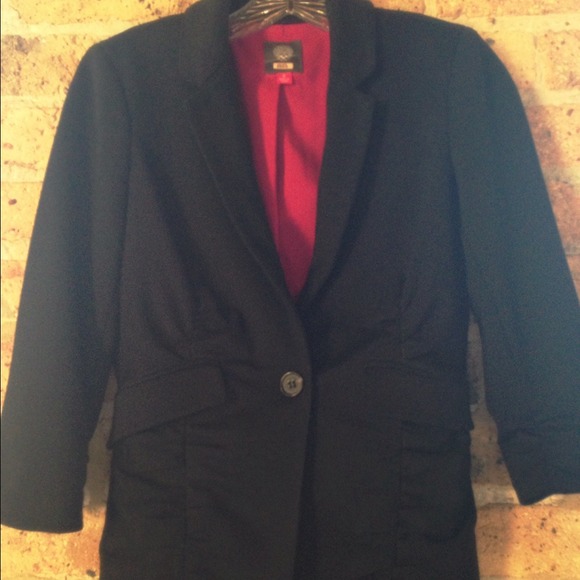Black Vince Camuto blazer
