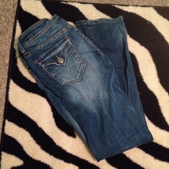 Medium Wash Jeans S7