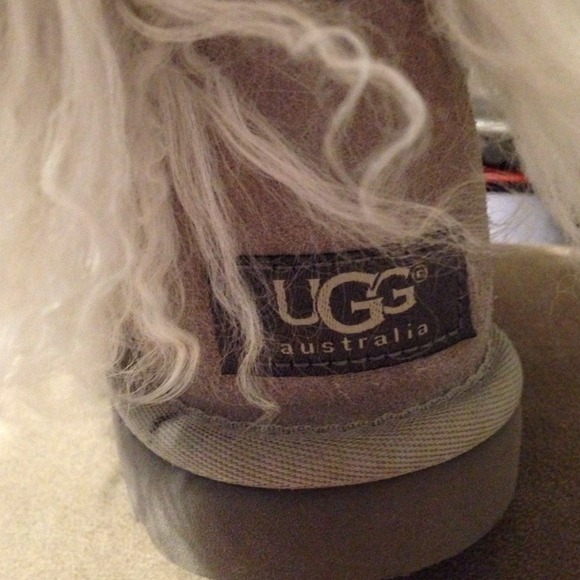 Furry uggs - Picture 2 of 3