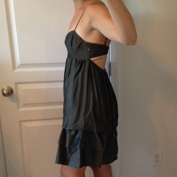SALE! WALTER PARTY DRESS - Picture 4 of 4