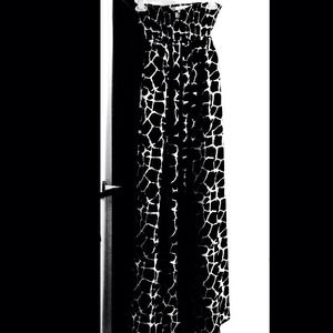 Black/white summer dress