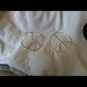 🍦🍦Peace Sign Hoop Earrings🍉🍩