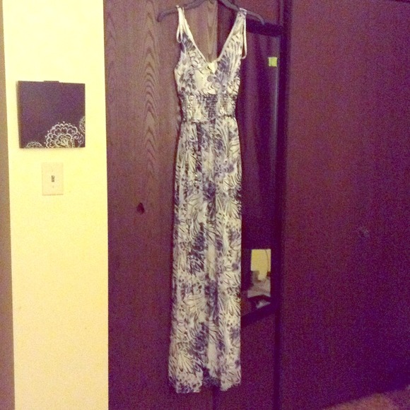 Jessica Howard long floral dress - Picture 1 of 4