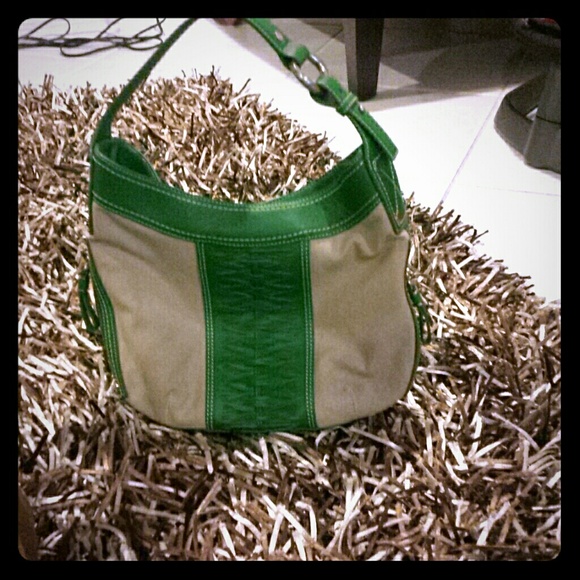 Green leather and khaki Cole Haan hand bad medium