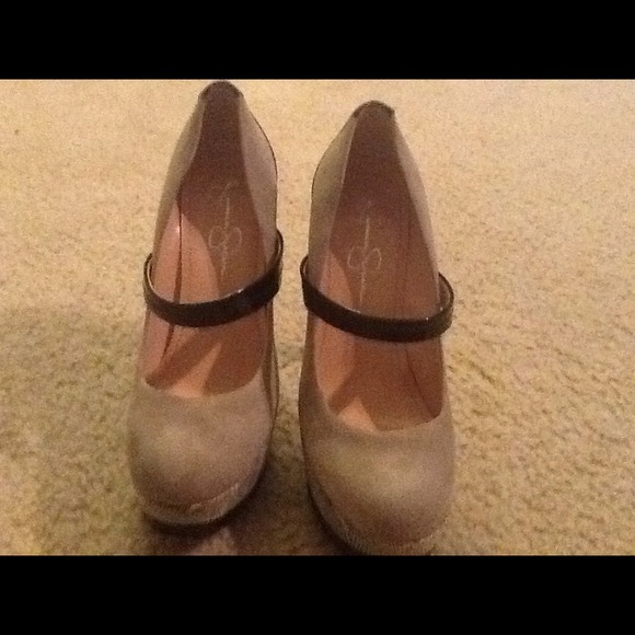 Jessica Simpson - Cheetah Heel - Picture 2 of 3