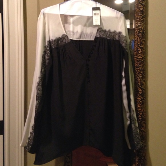 BCBG long sleeve blouse
