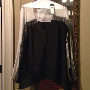 BCBG long sleeve blouse
