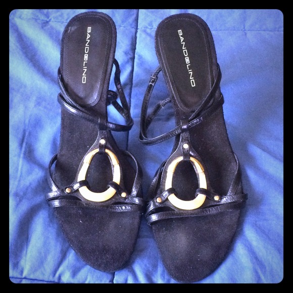 Black heels leather strap