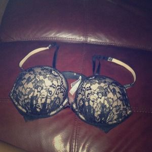 Victoria secret black/nude lace miraculous bra!