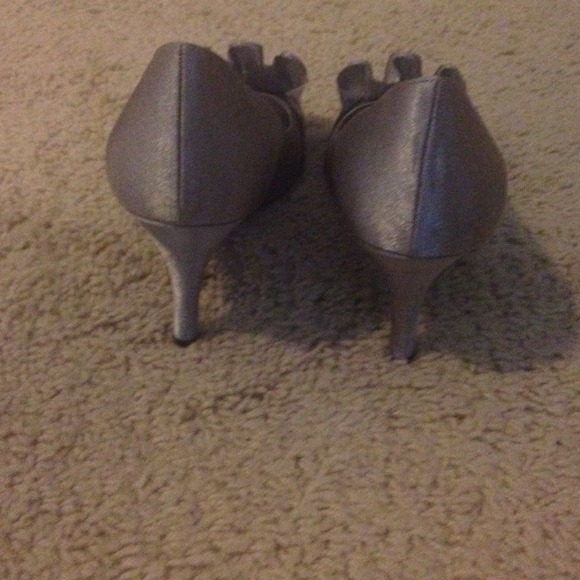 👠Metallic colored heels👠 - Picture 3 of 3