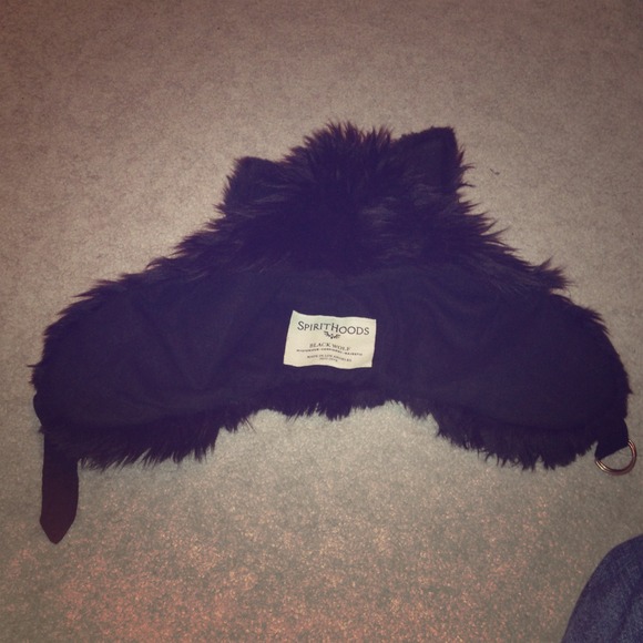 Black wolf 1/2 Spirithood