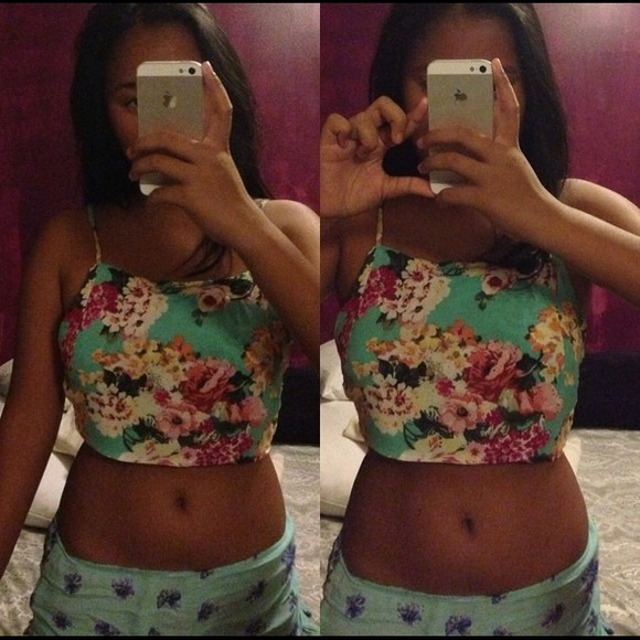 Berit tank Brandy Melville - Picture 2 of 2