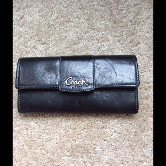 Coach wallet - Picture 1 of 4