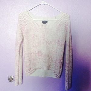 Light weight sweater👌