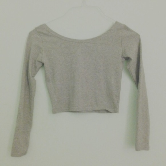 🚫TRADED🚫Grey long sleeve crop top