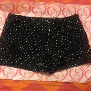 Polkadot shorts