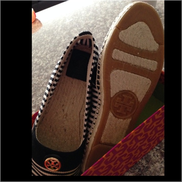 Authentic Tory Burch Espadrilles - Picture 3 of 3