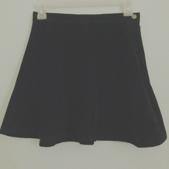 🚫TRADED🚫Black corduroy circle skirt