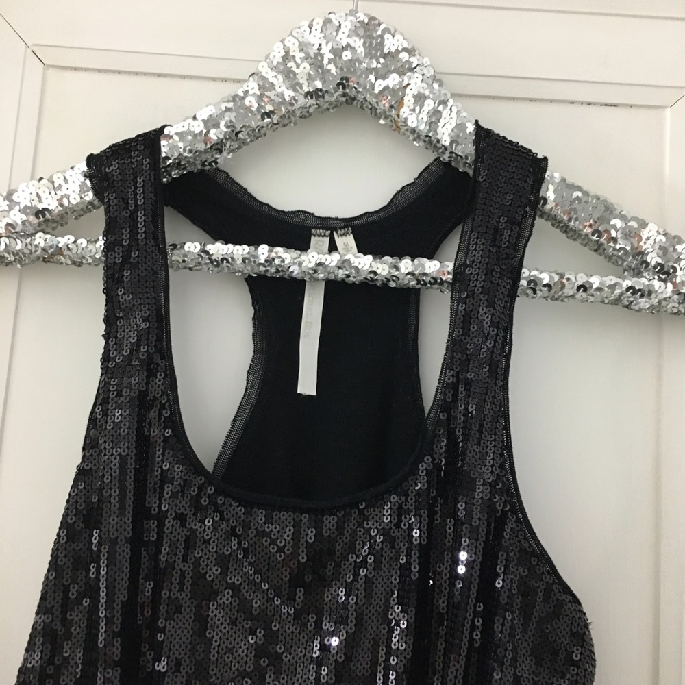 Chic Black Sequin tank Rachel Roy - Picture 3 of 6