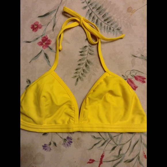 Brazilian bikini top