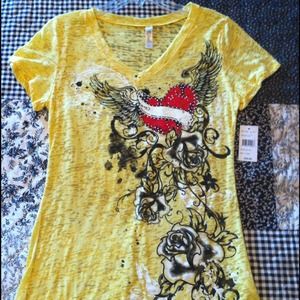 Yellow graphic t shirt