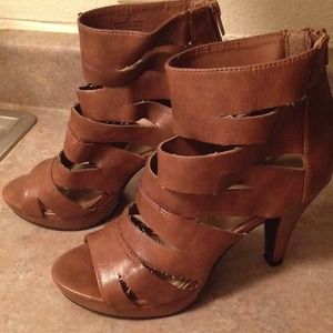 High heels! MADDEN GIRL 💜💜