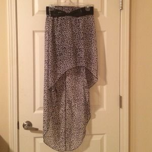 Animal print hi-lo skirt