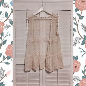 CUTE LACE CARDIGAN!!! 🌸 SIZE: MEDIUM