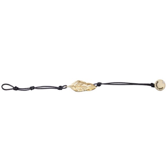 🚫SOLD 💗Sculpted Feather LeatherWrap Bracelet💗 - Picture 2 of 2