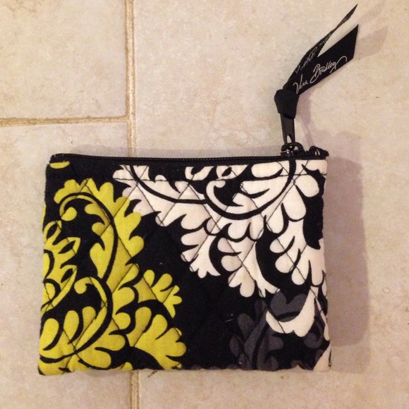Vera Bradley Coin Purse in Baroque - Picture 1 of 3