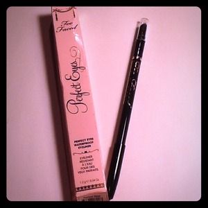 Too faced  PERFECT EYES waterproof eyeliner