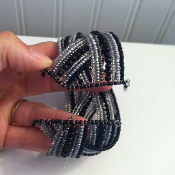 Sold in a bundle - Picture 2 of 2