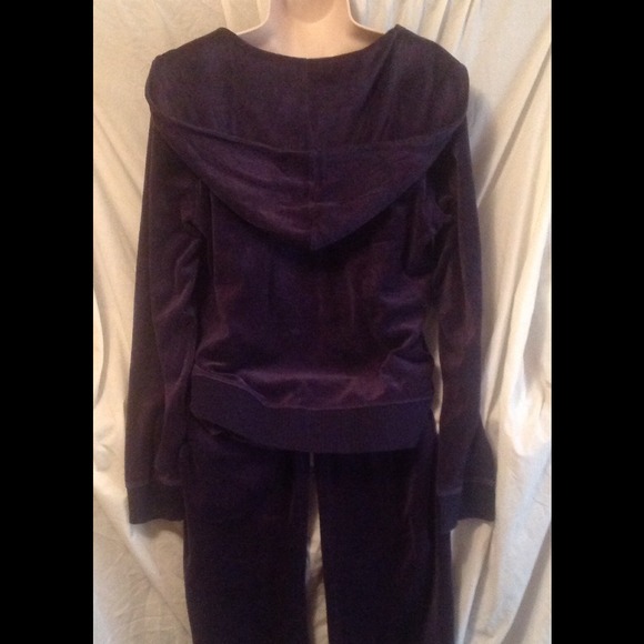 Beautiful Velour Victoria Secret 3 Piece Set - Picture 2 of 4