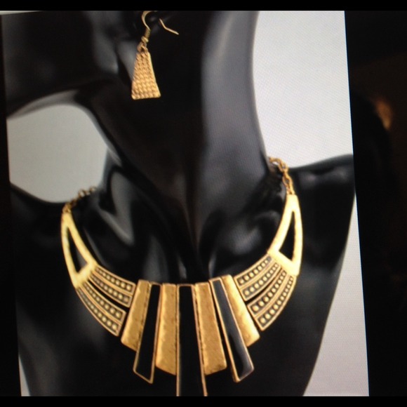 Beans new necklace and earrings set