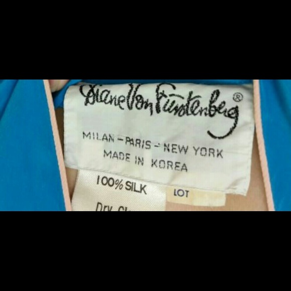 🌟SOLD🌟🌟🌟🌟🌟🌟**Vintage  FURSTENBERG 80s Dress - Picture 2 of 4