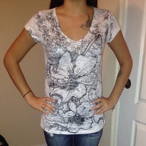 Comfy, v neck t-shirt
