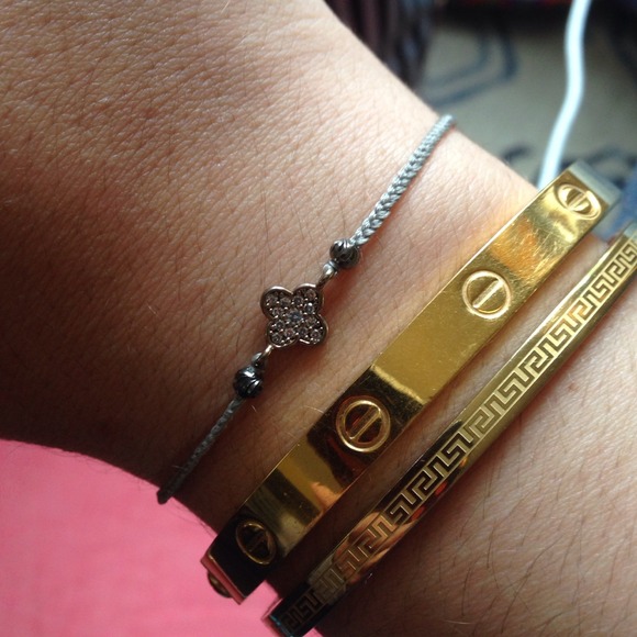 Tai Jewelry - *BLACK FRIDAY SALE!*Grey Clover Tai Bracelet