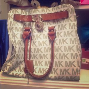 Very large purse holds a lot.