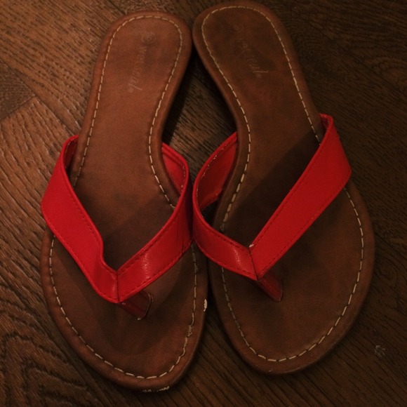 🚫SOLD🚫Red slippers