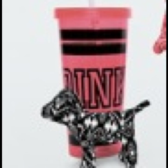 TRADED🌟🌟🌟Mini dog & tumbler Victorias Secret