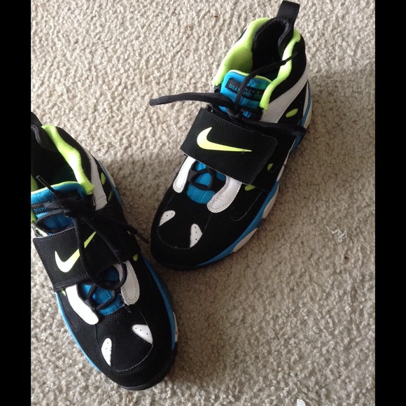 Diamond Nike Turf's