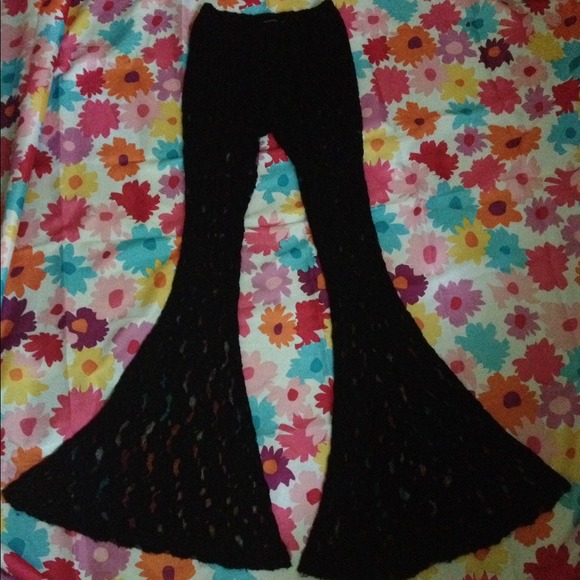 • { sold • brandy • bells } • - Picture 3 of 4