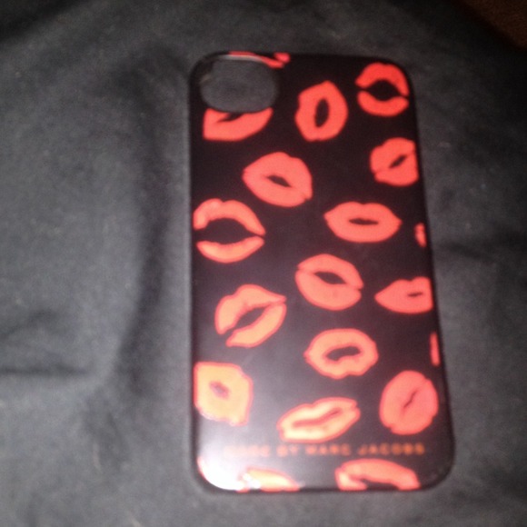 Marc Jacobs IPhone 4/4s case. - Picture 1 of 1