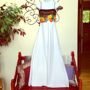 True vintage floral maxi