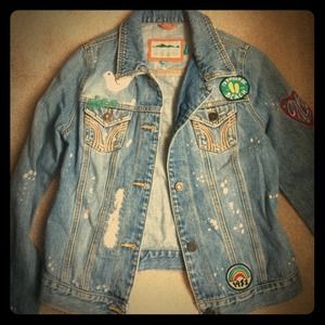 Super cute Hollister Denim Jacket