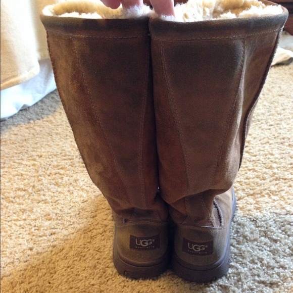 Chestnut UGG boots size 7