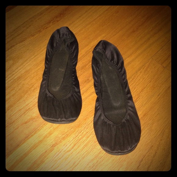 Black flats